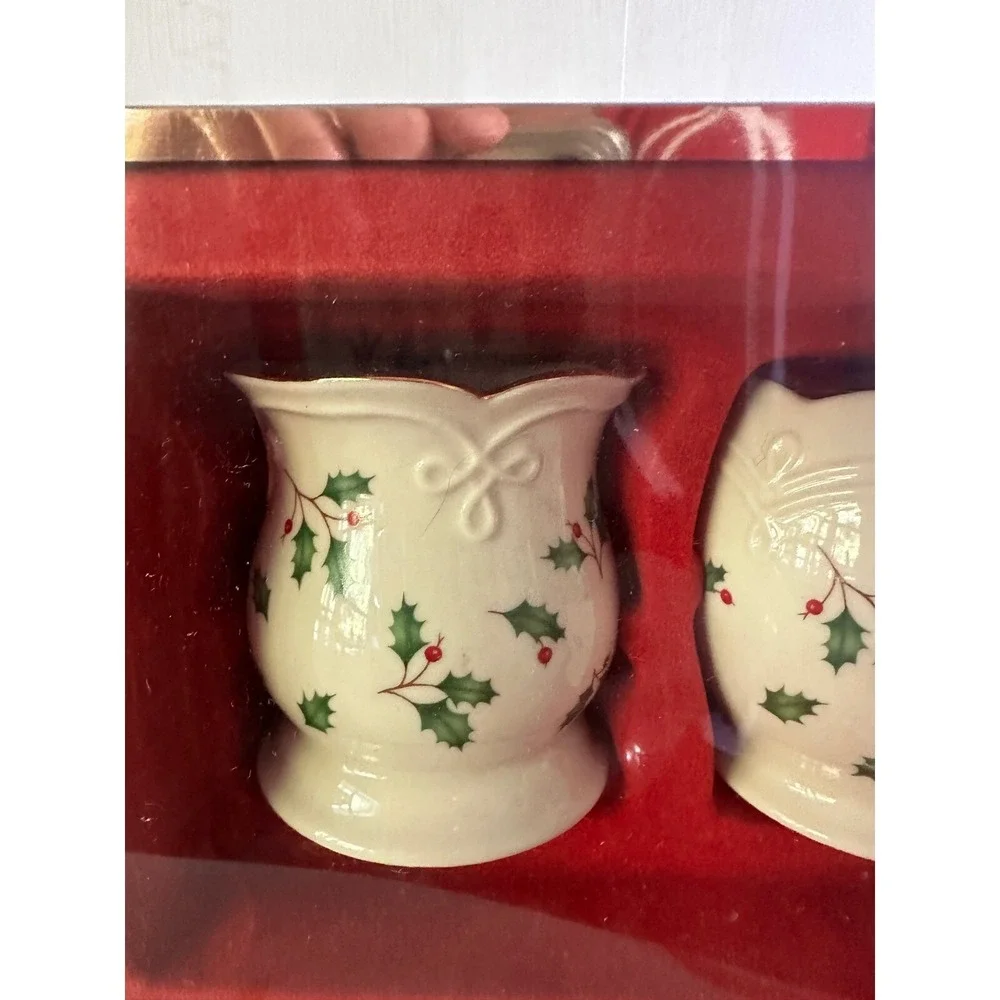 Lenox Holiday Bud Vases Set of 3 Christmas Holly Berries Floral‎ Decor